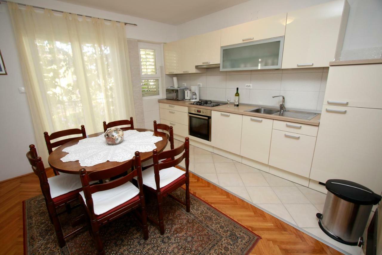 Villa Grozdic Makarska Bagian luar foto