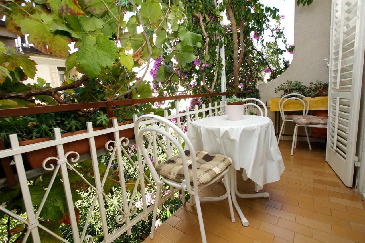Villa Grozdic Makarska Bagian luar foto